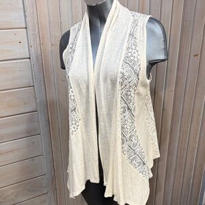 AB Studio Ivory Lace Detail Top